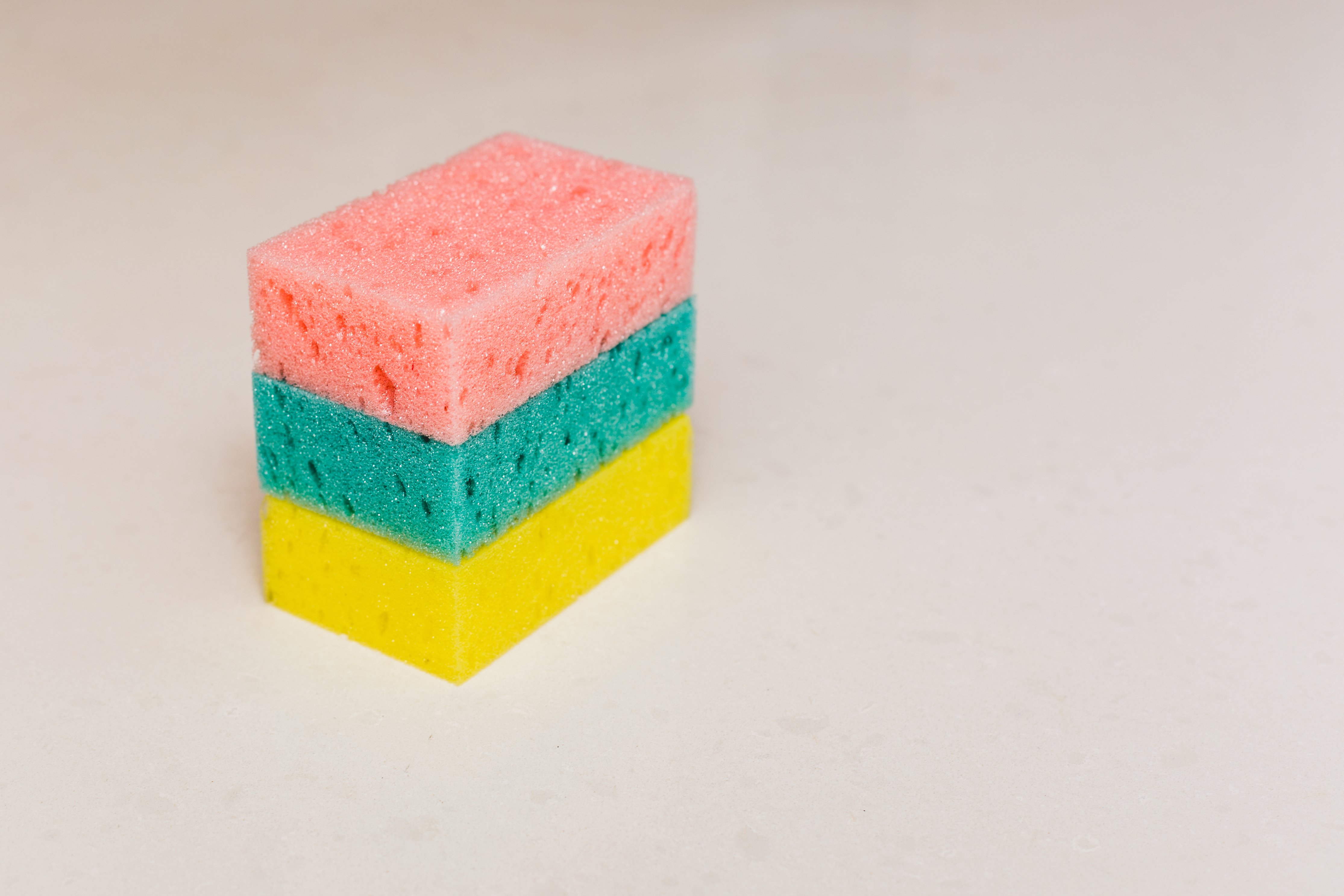 how long do you microwave a sponge for